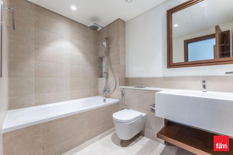 Apartment in Dubai Harbour, UAE 1 bedroom, 67.6 sq.m. № 622935 - photo 8