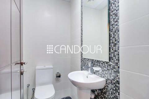 Apartment in Al Furjan, Dubai, UAE 2 bedrooms, 109 sq.m. № 610790 - photo 12