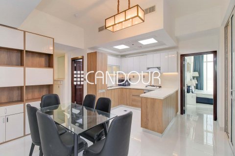 Apartment in Al Furjan, Dubai, UAE 2 bedrooms, 109 sq.m. № 610790 - photo 1