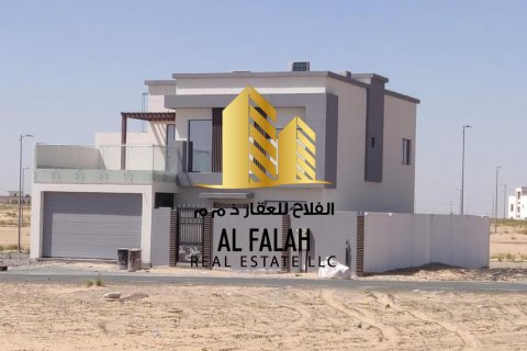 Tokë në Tilal City, Sharjah, Emiratet e Bashkuara Arabe 420 m2. № 603776 - Foto 2