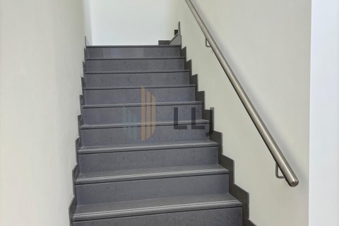 Townhouse di Abu Dhabi, UEA 3 kamar tidur, 269 m2 nomor 624148 - foto 12