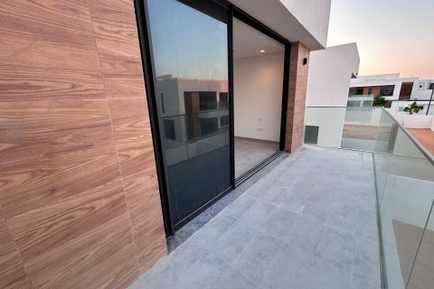 阿联酋 Abu Dhabi Saadiyat Island 待租 : 538 平方米 , 编号594588 - 照片 4