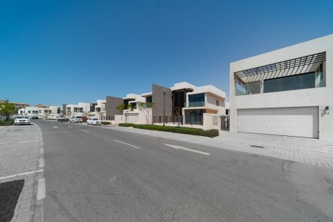 Townhouse on the Saadiyat Island, Abu Dhabi, UAE 4 bedrooms, 599 sq.m. № 594587 - photo 20
