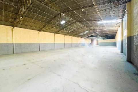 Magazinë në Ras Al Khor, Dubai, Emiratet e Bashkuara Arabe 1021.9 m2. № 567153 - Foto 4