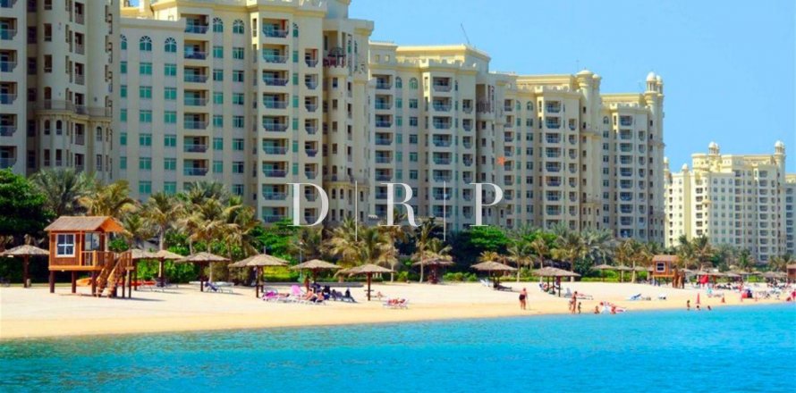 Apartament në Palm Jumeirah, Dubai, Emiratet e Bashkuara Arabe 2 dhoma gjumi, 147.6 m2. № 568776