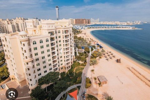 Apartament në Palm Jumeirah, Dubai, Emiratet e Bashkuara Arabe 2 dhoma gjumi, 147.6 m2. № 568776 - Foto 12