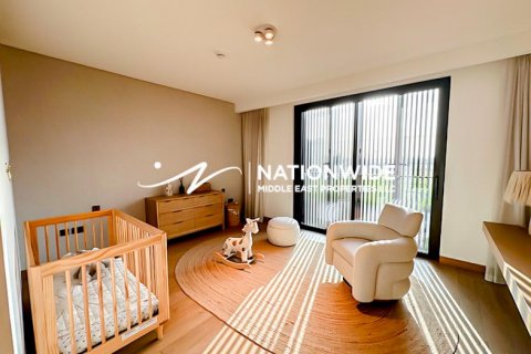 Villa in Abu Dhabi, UAE 5 bedrooms, 832 sq.m. № 589155 - photo 6