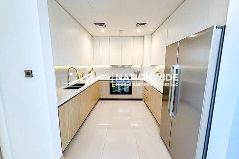 Villa in Abu Dhabi, UAE 4 bedrooms, 466 sq.m. № 589150 - photo 6