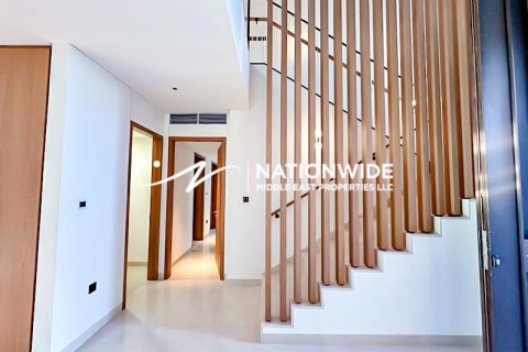 Vila v Abu Dhabi, SAE 5 ložnice, 528 m² Č.: 589152 - fotografie 2