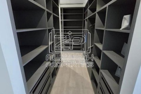 Villa in Tilal City, Sharjah, UAE 6 bedrooms, 858 sq.m. № 573744 - photo 45
