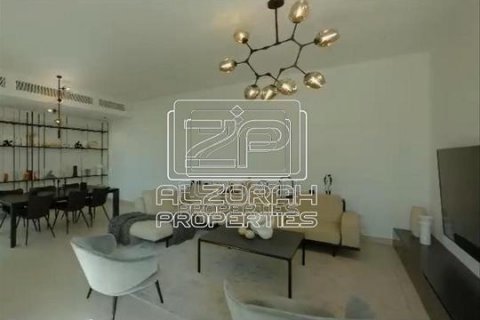 Villa in Tilal City, Sharjah, UAE 6 bedrooms, 858 sq.m. № 573744 - photo 37