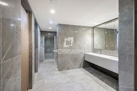 Apartment in Business Bay, Dubai, UAE 1 bedroom, 65 sq.m. № 592819 - photo 8