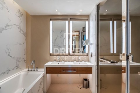 Apartament në Downtown Dubai (Downtown Burj Dubai), Emiratet e Bashkuara Arabe 2 dhoma gjumi, 117 m2. № 603383 - Foto 14