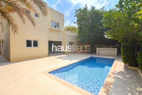 Vila v Meadows, Dubai, SAE 4 ložnice, 390 m² Č.: 626698 - fotografie 1