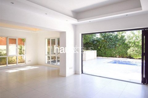 Vila v Meadows, Dubai, SAE 4 ložnice, 390 m² Č.: 626698 - fotografie 3