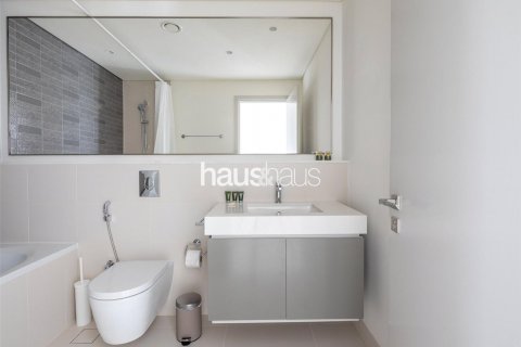 Apartment in Dubai Harbour, Dubai, UAE 2 bedrooms, 107 sq.m. № 626678 - photo 9