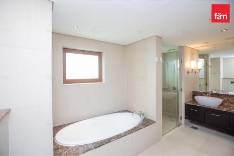Villa in Al Furjan, Dubai, UAE 5 bedrooms, 600 sq.m. № 624932 - photo 9