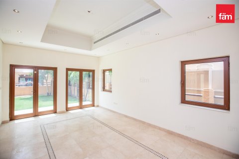 Villa in Al Furjan, Dubai, UAE 5 bedrooms, 600 sq.m. № 624932 - photo 11
