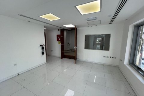 Komerční nemovitost v Khalifa Street, Abu Dhabi, SAE 604 m² Č.: 594925 - fotografie 9