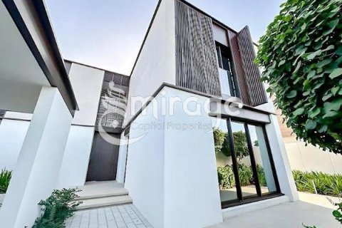 Willa na sprzedaż w Saadiyat Island, Abu Dhabi, ZEA 6 sypialnie, 627.8 mkw., nr 550285 - zdjęcie 1
