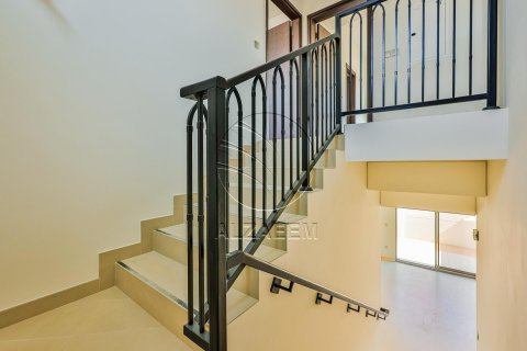 Shtëpi në qytet në Khalifa City, Abu Dhabi, Emiratet e Bashkuara Arabe 2 dhoma gjumi, 124 m2. № 616078 - Foto 11