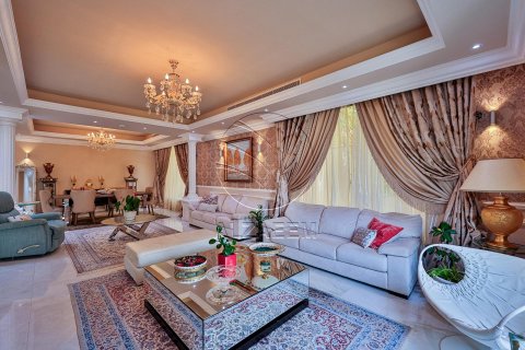Vila v Abu Dhabi, SAE 5 ložnice, 592 m² Č.: 616074 - fotografie 6