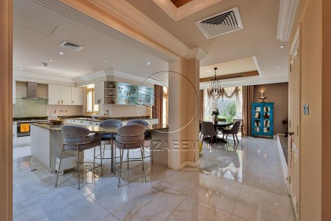 Vila v Abu Dhabi, SAE 5 ložnice, 592 m² Č.: 616074 - fotografie 23
