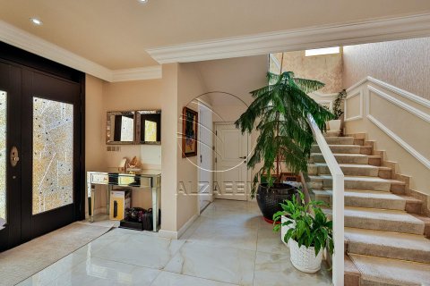 Vila v Abu Dhabi, SAE 5 ložnice, 592 m² Č.: 616074 - fotografie 15