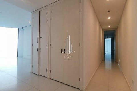 Byt v Corniche Road, Abu Dhabi, SAE 3 ložnice, 205.9 m² Č.: 574427 - fotografie 13