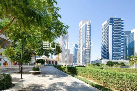 Biuro na sprzedaż w Barsha Heights (Tecom), Dubai, ZEA 148.1 mkw., nr 577445 - zdjęcie 10
