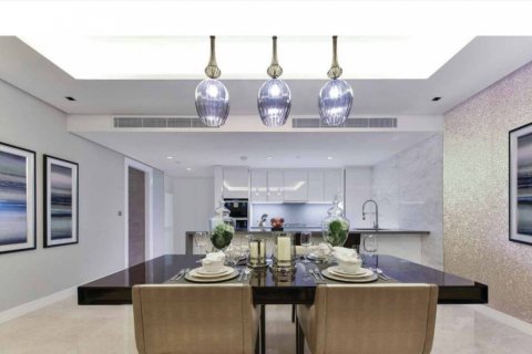 Appartamento in vendita a Dubai, EAU 2 camere da letto, 154.54 mq. № 411536 - foto 3