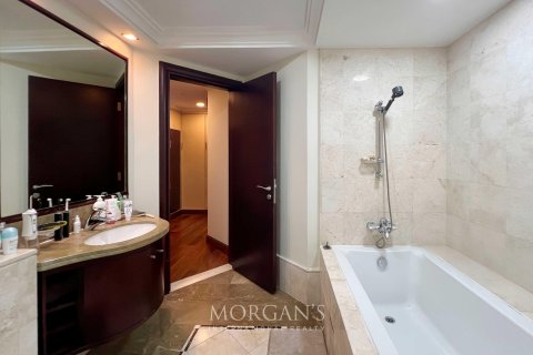 Apartment in Palm Jumeirah, Dubai, UAE 1 bedroom, 104.1 sq.m. № 610060 - photo 11