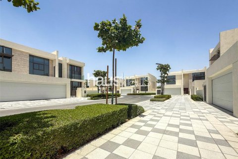 Villa in Mohammed Bin Rashid City, Dubai, UAE 4 bedrooms, 468 sq.m. № 626119 - photo 11