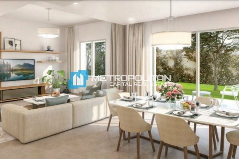 Villa in Khalifa City, Abu Dhabi, UAE 3 bedrooms, 253.6 sq.m. № 556892 - photo 2