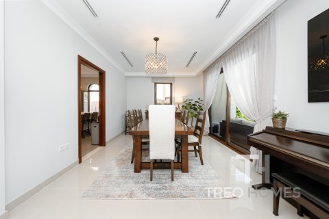 Vila v Arabian Ranches 2, Dubai, SAE 4 ložnice, 404 m² Č.: 586364 - fotografie 11