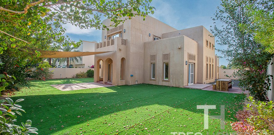 Vila di Arabian Ranches, Dubai, UAE 5 bilik tidur, 394 meter persegi № 586365