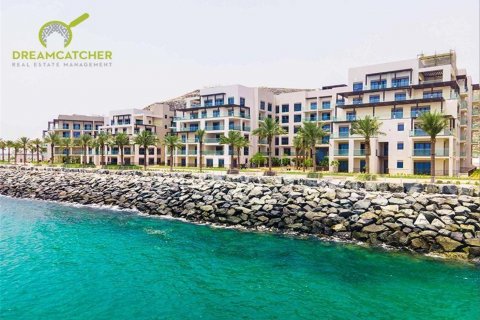 Sharm, Fujairah, संयुक्त अरब अमीरात में अपार्टमेंट, 3 बेडरूम, 147.6 वर्ग मीटर, संख्या 588620 - फ़ोटो 29