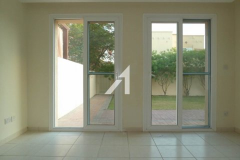 Vila v The Lakes, Dubai, SAE 3 ložnice, 380.4 m² Č.: 623874 - fotografie 11