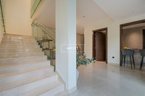 Vilë në Mohammed Bin Rashid City, Dubai, Emiratet e Bashkuara Arabe 4 dhoma gjumi, 559.1 m2. № 582598 - Foto 6