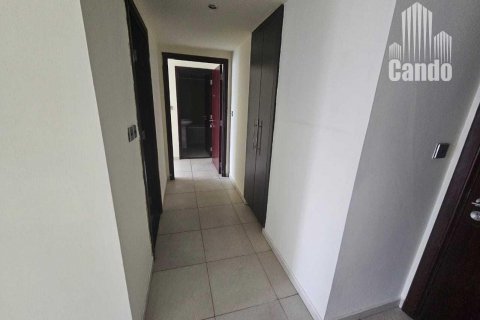 Apartment in Jumeirah Lake Towers, Dubai, UAE 2 bedrooms, 104.7 sq.m. № 610664 - photo 4