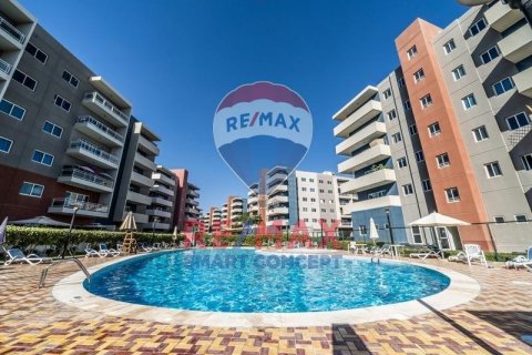Apartament në Al Reef, Abu Dhabi, Emiratet e Bashkuara Arabe 3 dhoma gjumi, 145 m2. № 580286 - Foto 7