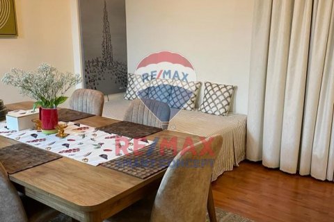 Apartament në Al Reef, Abu Dhabi, Emiratet e Bashkuara Arabe 3 dhoma gjumi, 145 m2. № 580286 - Foto 1