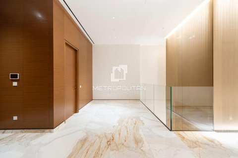 Appartement te koop in Palm Jumeirah, Dubai, VAE 4 slaapkamers, 697 vr.m., nr 435465 - foto 8