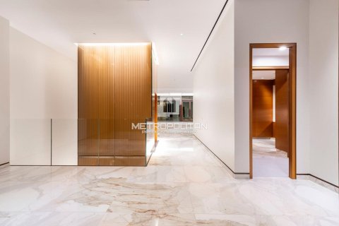 Appartement te koop in Palm Jumeirah, Dubai, VAE 4 slaapkamers, 697 vr.m., nr 435465 - foto 5