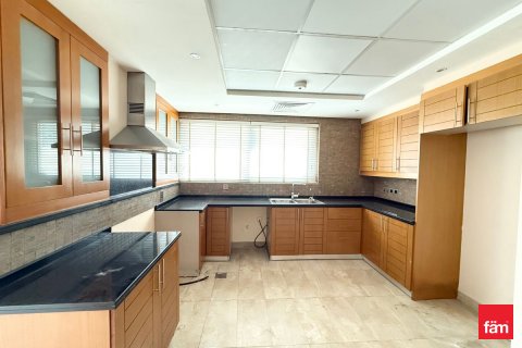 Üürile anda villa asukohaga Dubai, AÜE: 4 magamistoaga, 658.1 m² Nr 622594 - pilt 20