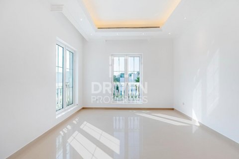 Villa in Jumeirah, Dubai, UAE 5 bedrooms, 493 sq.m. № 603595 - photo 23