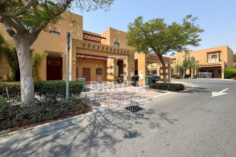 Vilë në Al Furjan, Dubai, Emiratet e Bashkuara Arabe 3 dhoma gjumi, 224 m2. № 603592 - Foto 11