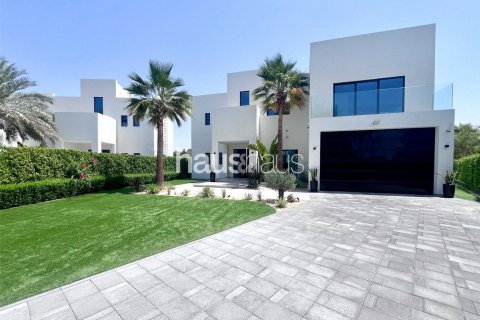 Villa in Jumeirah Islands, Dubai, UAE 5 bedrooms, 1002 sq.m. № 626664 - photo 19