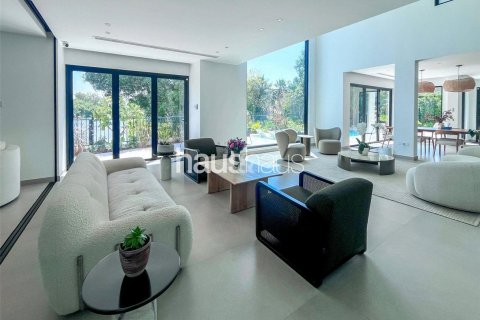 Villa in Jumeirah Islands, Dubai, UAE 5 bedrooms, 1002 sq.m. № 626664 - photo 5