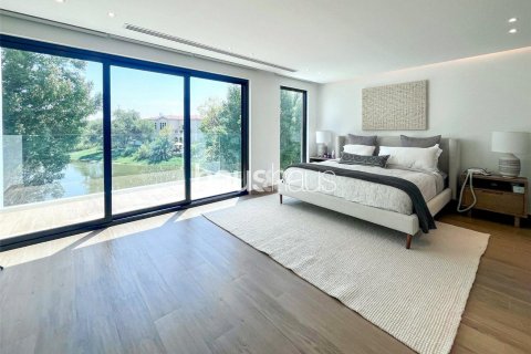 Villa in Jumeirah Islands, Dubai, UAE 5 bedrooms, 1002 sq.m. № 626664 - photo 4